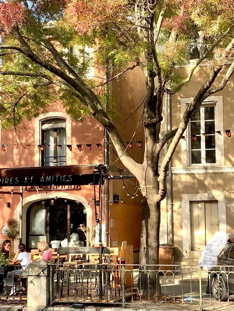 Le 40 Apartamento LʼIsle-sur-la-Sorgue Exterior foto