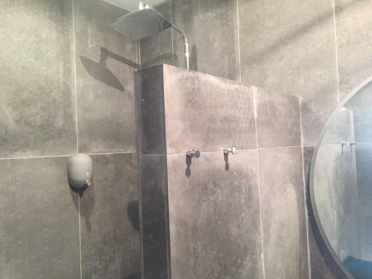 Le 40 Apartamento LʼIsle-sur-la-Sorgue Exterior foto